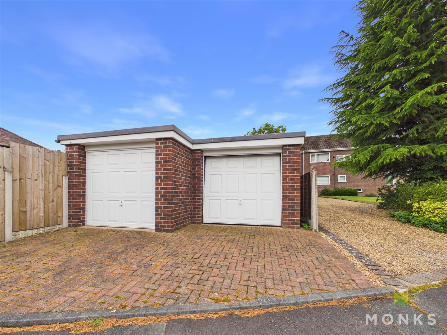 42 Lyth Hill Road, Shrewsbury, SY3 0EX For Sale